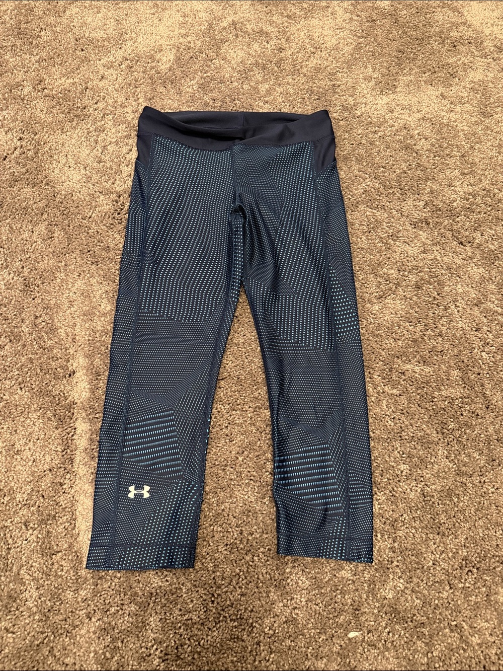 Under Armour Womens 3/4 Navy Dot-Pattern Athletic Crop Leggings